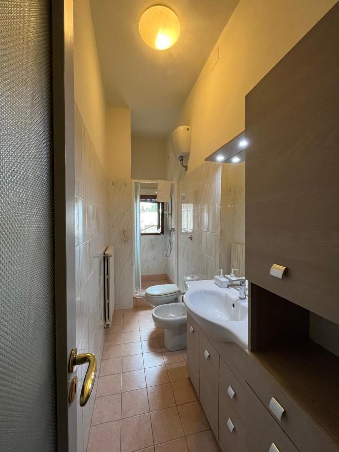 Apartment Dalla Mirella Florenz Exterior foto