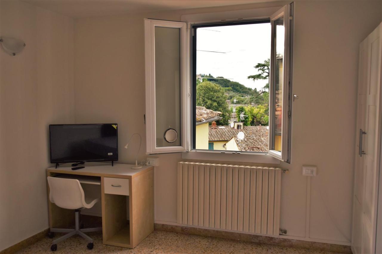 Apartment Dalla Mirella Florenz Exterior foto